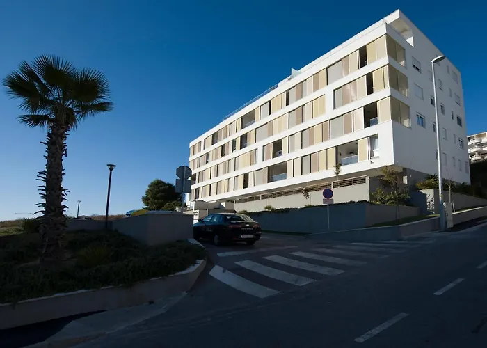 Sea View Apartment Ema